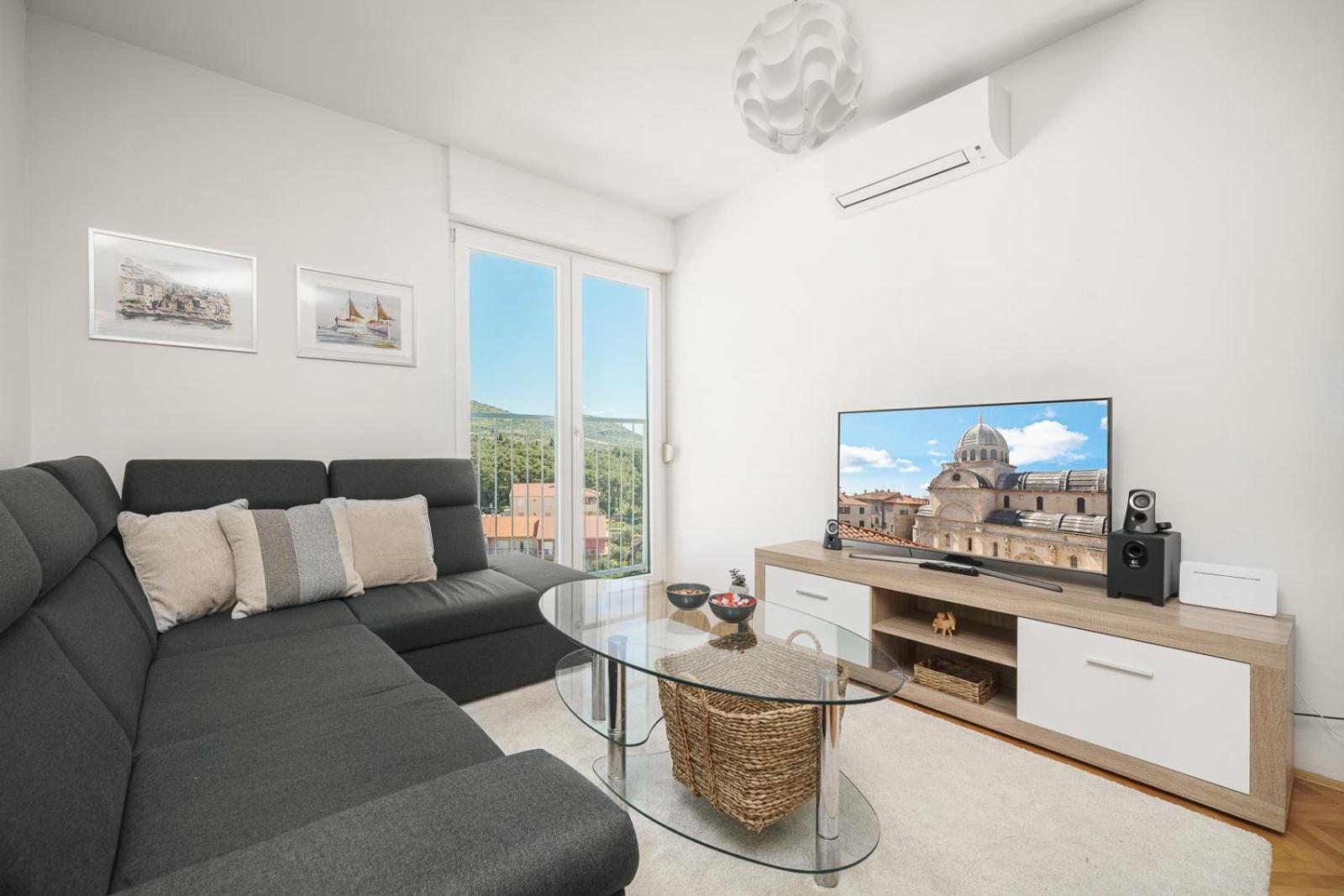 9Th Floor Apartment Шибеник Экстерьер фото